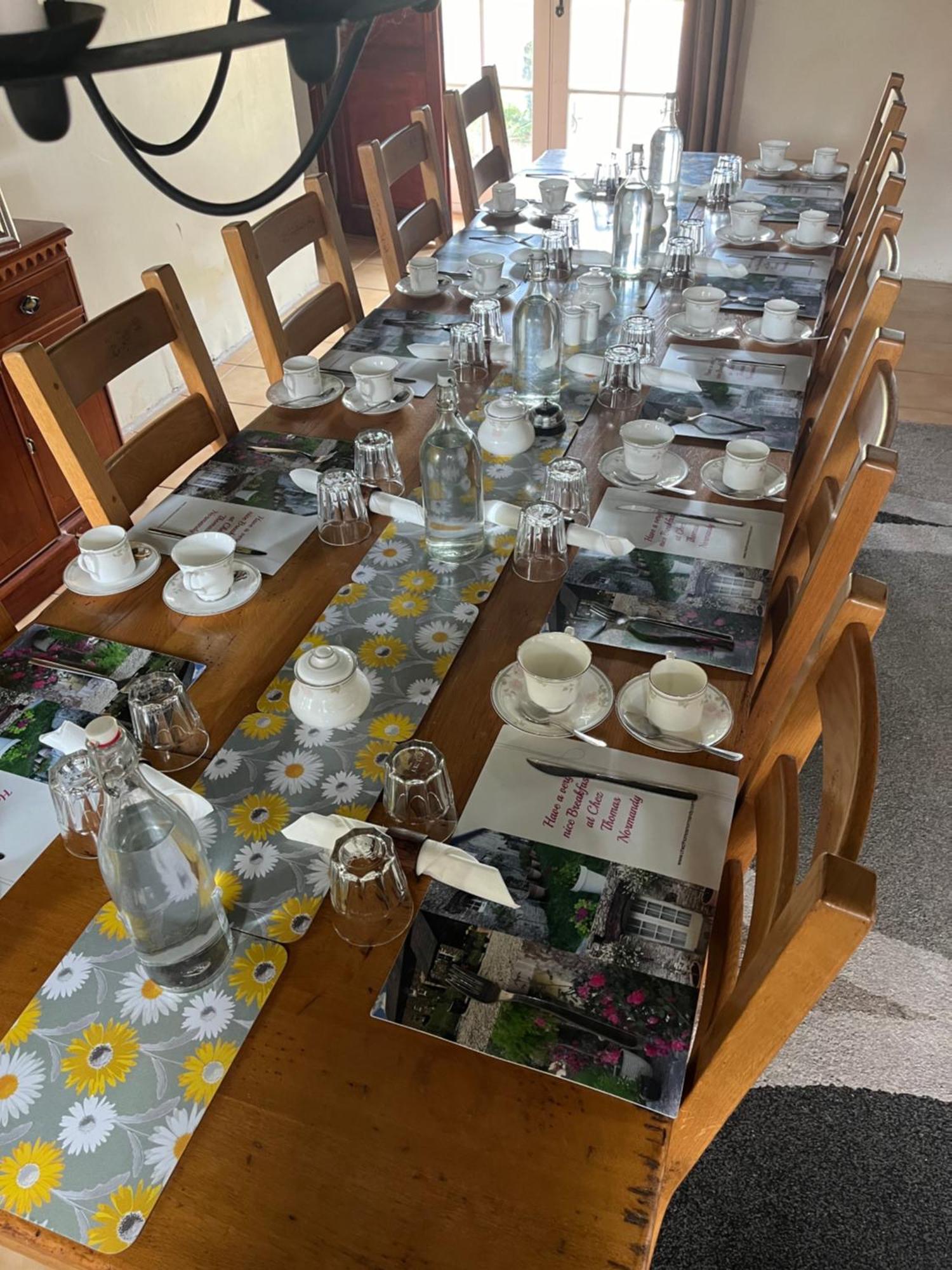 Bed and Breakfast Chez Thomas 7 Route Du Monde Ancien Saint-Georges-D'Aunay Екстер'єр фото